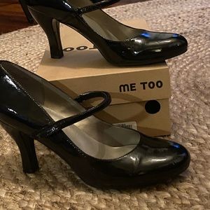 Me Too Ramona Black Pearl Patent Shoes size 10